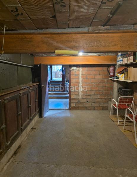 Foto e067e48b-9d6d-4828-8b23-8d9880825d6d. Gebäude mit pool in Centre Badalona