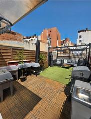 Maison jumelée à Sistrells. **casa / chalet adosado en venta - con terraza ,eficiencia energ
