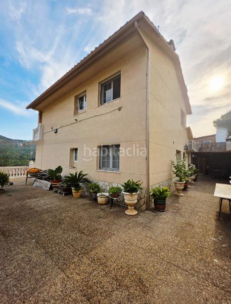 Foto bbb388fe-5cdc-4b69-b82d-7c0a87481e5b. Chalet mit kamin heizung parking pool in Sant Fost de Campsentelles