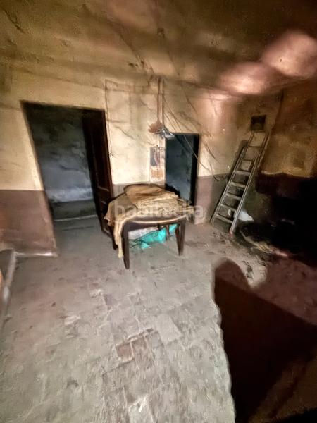 Foto 9903aa55-d695-45f0-a204-2df0b5b18e65. Reihenhaus mit parking in Vallmoll