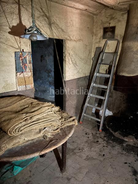 Foto d938428d-7fea-4a77-9853-f5a74f76a09b. Reihenhaus mit parking in Vallmoll