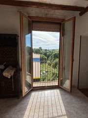 Semi detached house  Muralla del castell