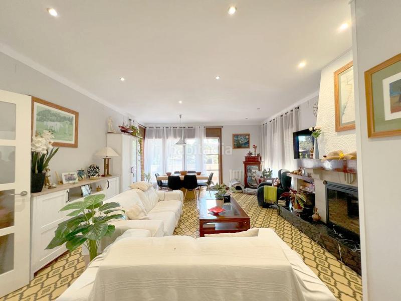 Foto a0d5f59e-ff30-4df5-abfe-9332fe3dfe3f. Chalet en Valls