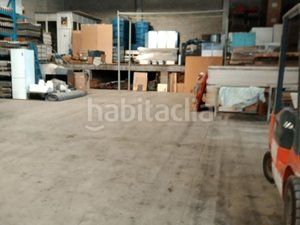 Foto 5e95c66b-1df5-41f2-8616-2570e4af6391. Nau industrial a Valls