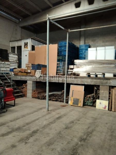 Foto 6b501f57-c33a-46ea-a4b2-6914545ae449. Nau industrial a Valls