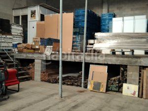 Foto 90c6312f-4fb6-436f-b0ff-cc8f05e11f61. Nau industrial a Valls