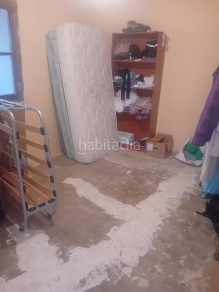Foto 2bee8837-ce86-4034-8c79-7cf238ea873e. Casa amb aparcament a Valls