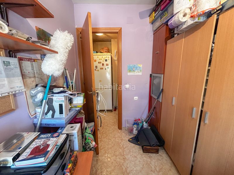 Foto 4e2a4e0a-ee71-45c7-95f6-5a57d8ad1948. Casa adossada amb aparcament a Valls
