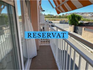 Casa adossada  Carrer mestre ramon farr�s. �excelente chalet adosado seminuevo!
