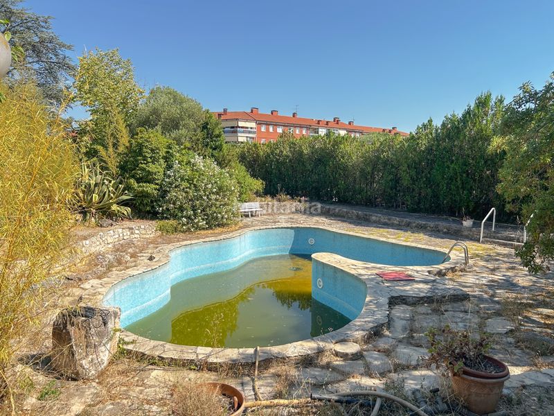 Foto 59813693-37c9-44c9-9dbb-1a5f45755bff. Casa amb xemeneia aparcament piscina a Valls