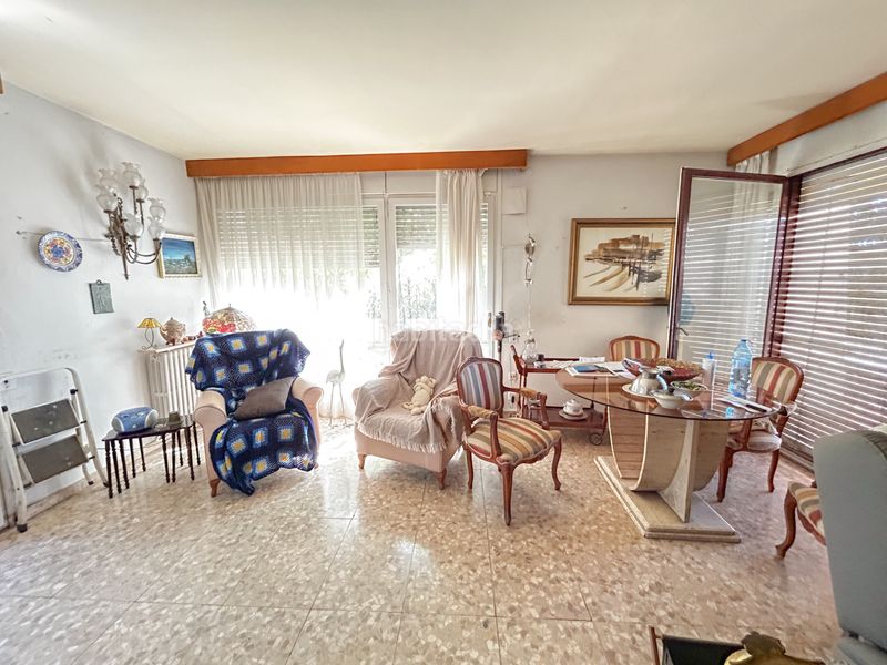 Foto c659ba2e-5c3e-427a-950f-7ace32069a54. Casa amb xemeneia aparcament piscina a Valls