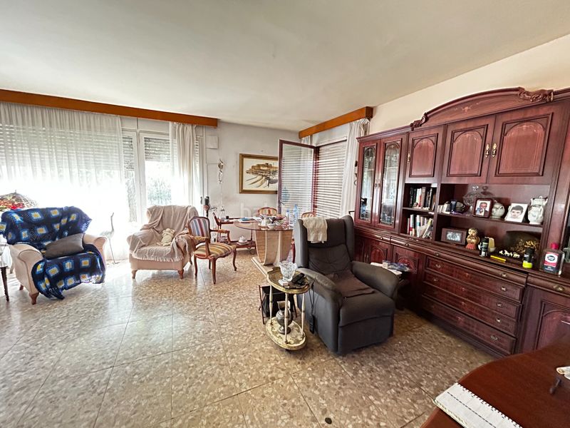 Foto d30801a5-956c-47f0-bfb5-46f7652c546d. Casa amb xemeneia aparcament piscina a Valls
