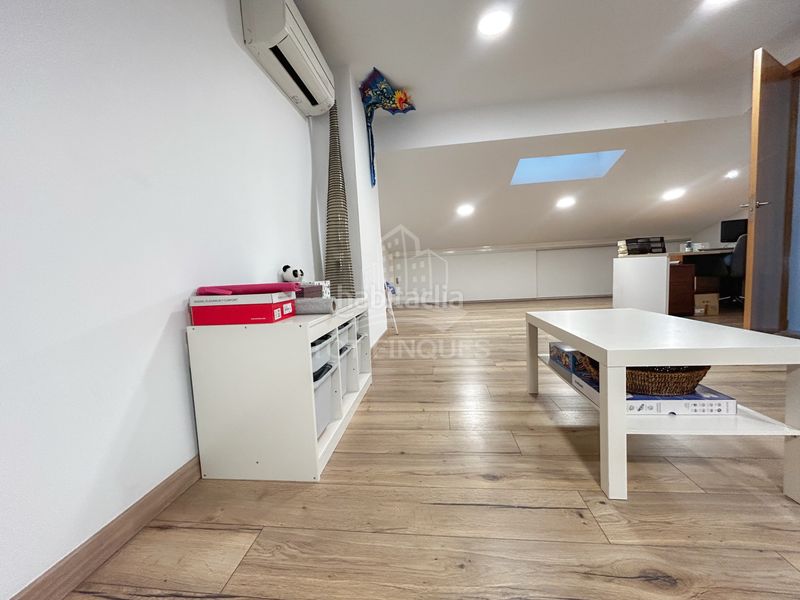 Foto aad7fac1-8393-43ff-9a2c-d5e3eec3f93e. Casa amb calefacció aparcament piscina a Rourell (El)