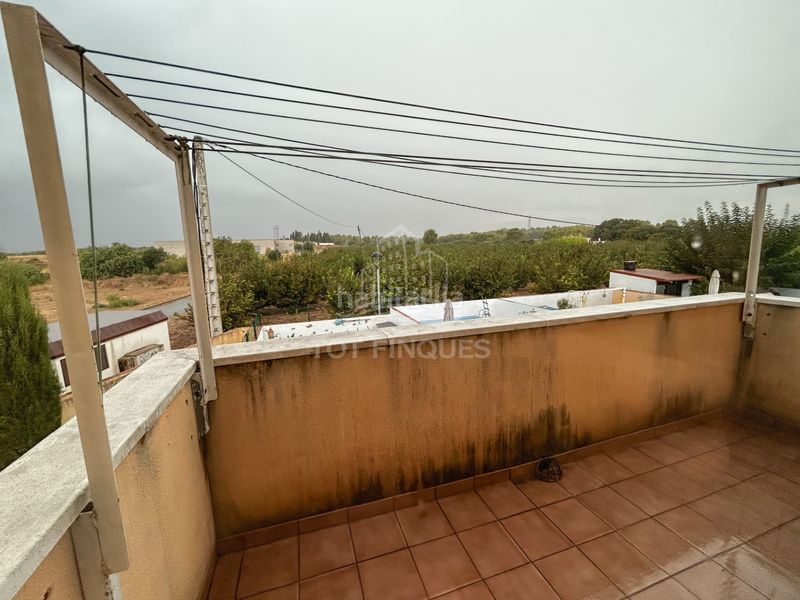 Foto c359a131-da66-4bbe-ace8-dc00a563e7b6. Casa amb calefacció aparcament piscina a Rourell (El)