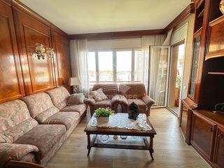 Flat  Passeig de l'estaci�. �espectacular piso reformado y totalmente exterior en la mejor z
