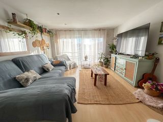 Casa  Carrer mestre ramon farrés. ¡magnífico chalet adosado seminuevo!