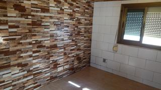 Estudi  Avinguda de ros i gell. Estudio 30 m2 con patio