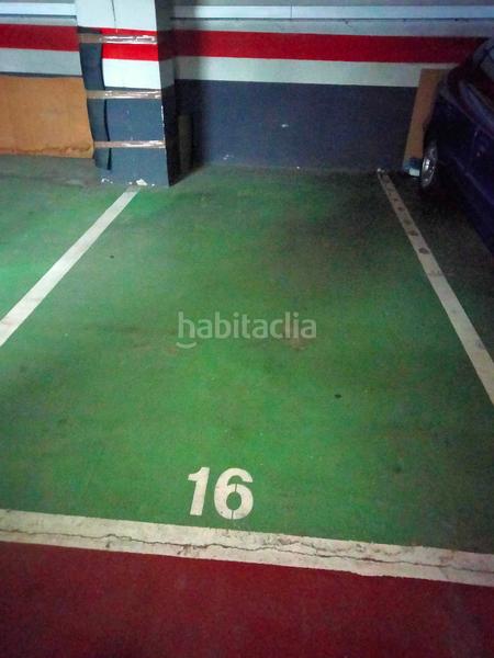 Foto 44cee967-23a2-4948-865f-fb332d7cdd98. Aparcament cotxe a Lloreda Badalona
