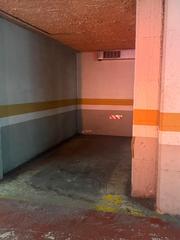 Aparcament cotxe a Avinguda salvador espriu 2a. Plaza parking coche grande