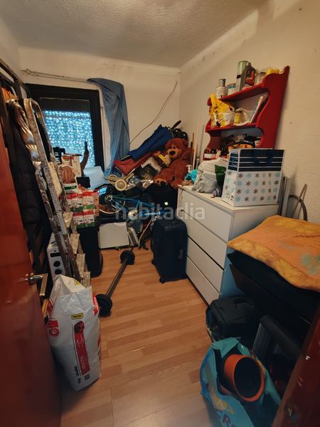 Foto 099e2127-13c4-41f2-a16d-ce45dfd56d43. Àtic amb calefacció a Llefià Badalona