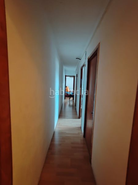 Foto 41a79e43-5a63-412f-8ad6-19cce965540f. Àtic amb calefacció a Llefià Badalona