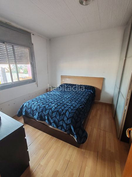 Foto b83ed4af-d962-48a7-8da9-c5ab87fec915. Àtic amb calefacció a Llefià Badalona