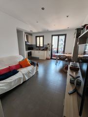 Etagenwohnung  Carrer de sagunt. Moderno piso con 2 balcones y ascensor privado junto al mar