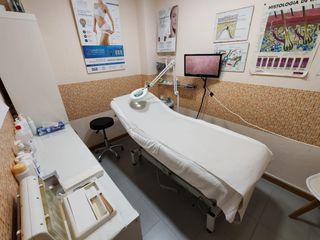 Traspàs Local Comercial  Carrer de cervantes. Se traspasa centro de estética