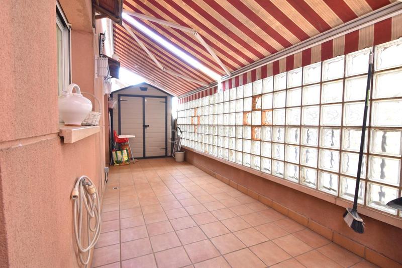 Foto e2920b38-c5d2-45c1-8b89-1a80aeb9c878. Maison jumelée avec chauffage parking dans Barri Antic Barberà del Vallès