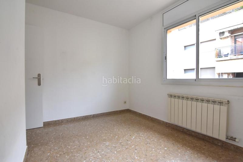 Foto f2e6a33e-2ff0-40c0-9816-5b0d985568d2. Maison jumelée avec chauffage parking dans Barri Antic Barberà del Vallès