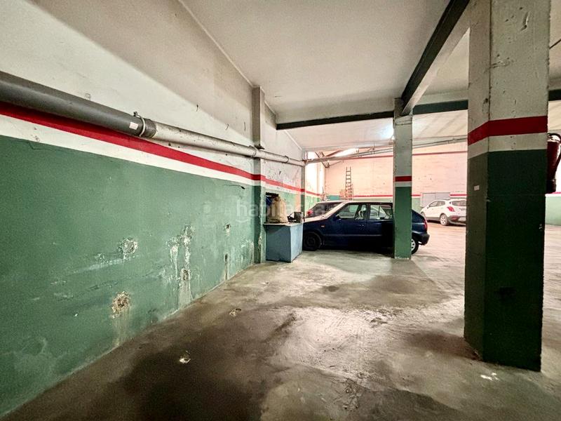 Foto d257eb60-f546-4427-9c58-7381c037f5d3. Aparcament cotxe a Centre-Eixample-Can Llobet Barberà del Vallès