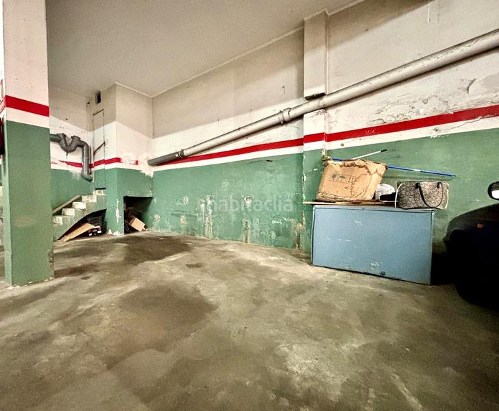 Foto f66787c8-fcf0-4d1d-9b4a-76fbde702955. Aparcament cotxe a Centre-Eixample-Can Llobet Barberà del Vallès