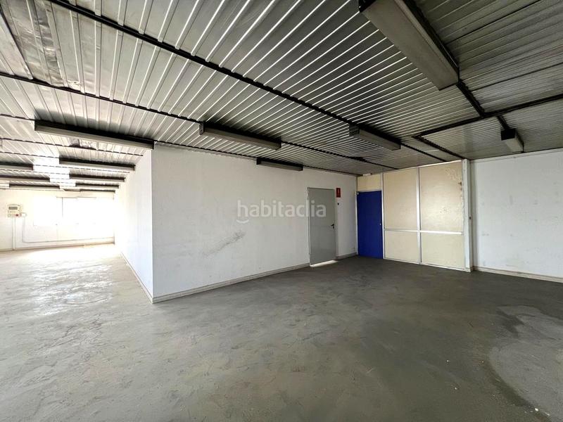 Foto ee1b3a3c-9ed1-4c8e-9e85-a6c42f0de6c6. Nau industrial a Centre-Eixample-Can Llobet Barberà del Vallès