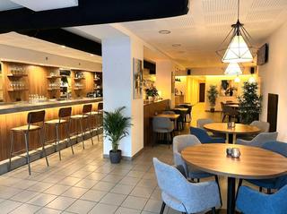 Local Comercial a Barri Antic. Restaurante con vivienda