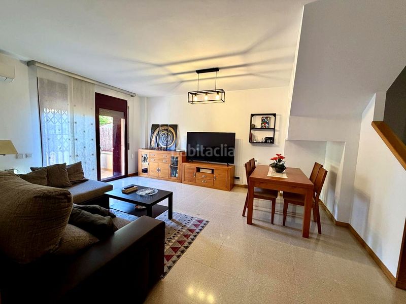 Foto a8eed0c2-5e18-40be-8ca9-e96b367e97d3. Planta baixa a Centre Sabadell