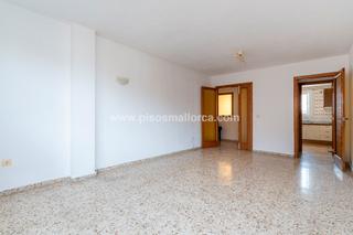 Flat in La Llotja-Born
