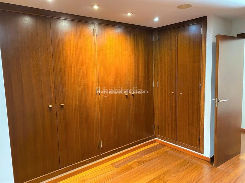 Foto a9001096-a3d7-4390-b37b-d6b66eadcdf4. Location appartement avec chauffage dans La Llotja-Born Palma de Mallorca