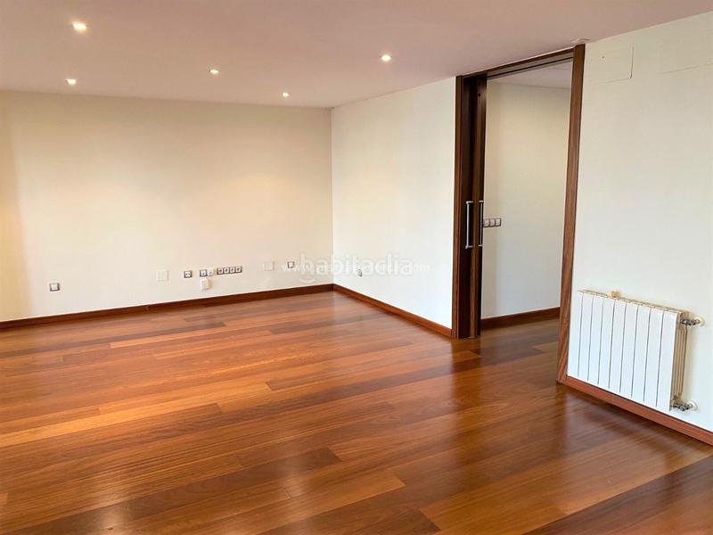 Foto 2835b43e-f8a6-4eac-9724-1de9303bb4e4. Lloguer pis amb calefacció a La Llotja-Born Palma de Mallorca