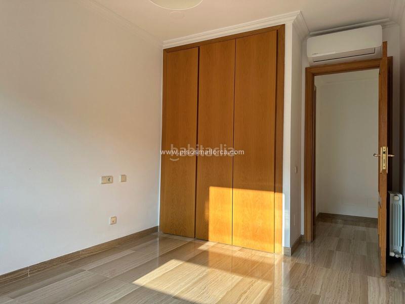 Foto bf07cf04-d305-43f2-9182-64bc7d8db5bf. Rent flat with heating parking pool in Son Armadams Palma de Mallorca