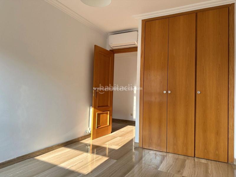 Foto d9f739ae-a261-4dcf-bc50-0a900ace1b7a. Rent flat with heating parking pool in Son Armadams Palma de Mallorca