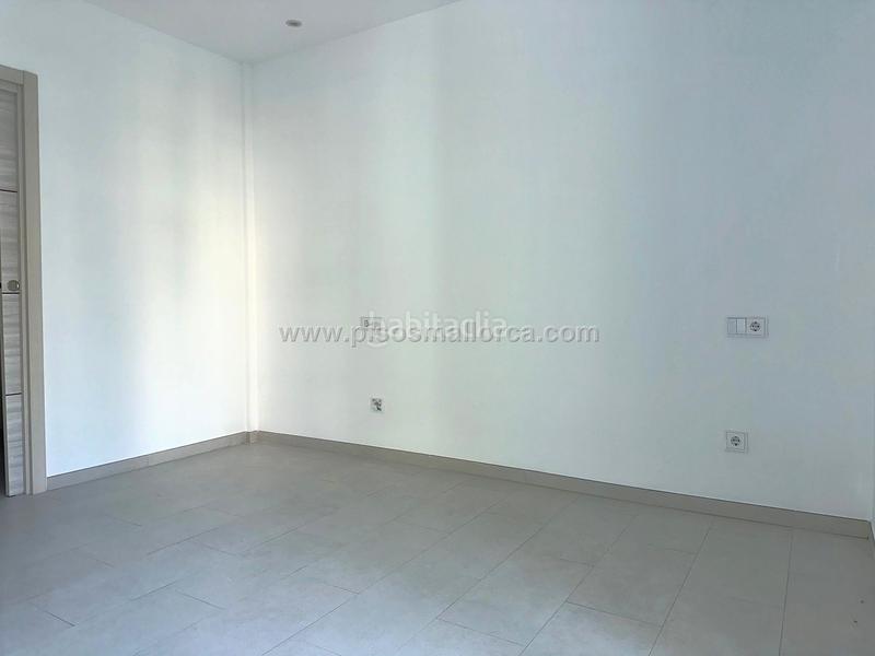 Foto df4fffb7-e851-44ab-8fbc-d3d90b045469. Location appartement dans Pere Garau Palma de Mallorca