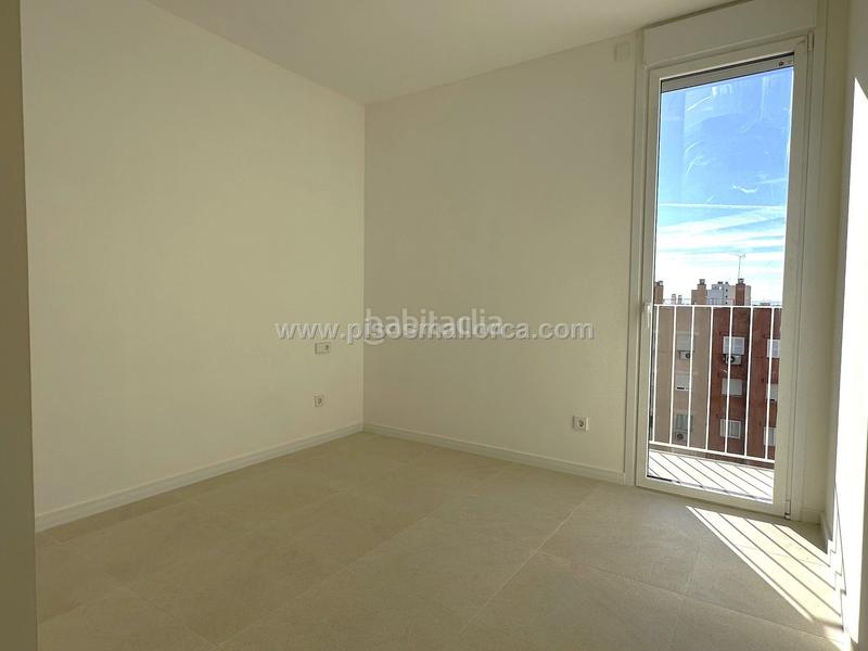 Foto 5b8ef071-74e6-4b16-852a-cb5e24a2465e. Lloguer àtic amb calefacció aparcament a La Llotja-Born Palma de Mallorca