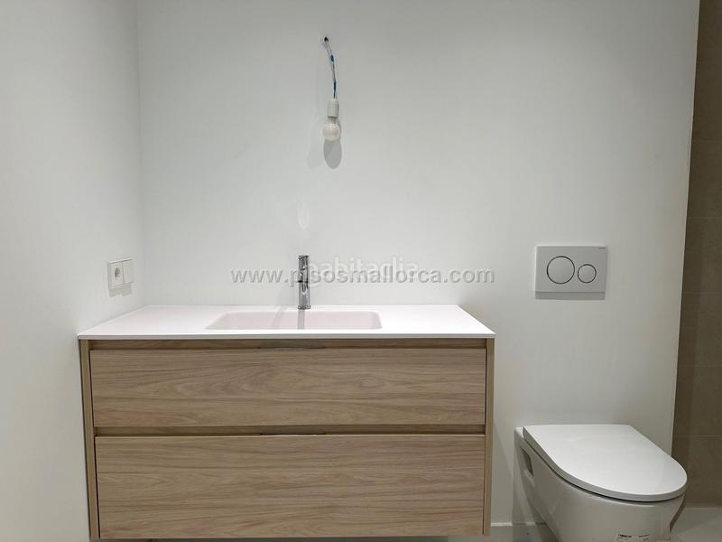 Foto d95e781f-a6ea-4f27-9891-c5b40c336599. Lloguer àtic amb calefacció aparcament a La Llotja-Born Palma de Mallorca