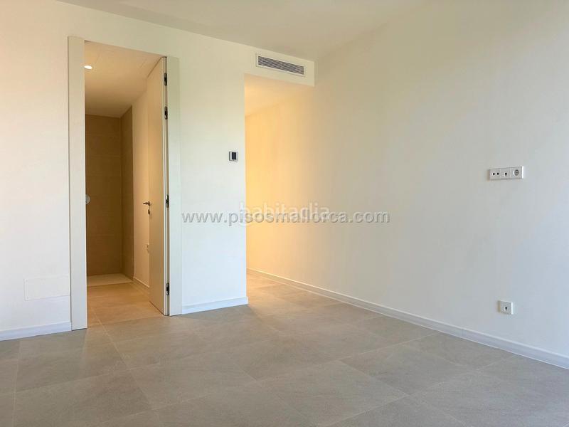 Foto 2c8b02c5-02db-483d-b8ef-ba2c080d03b2. Location attique avec chauffage parking dans La Llotja-Born Palma de Mallorca