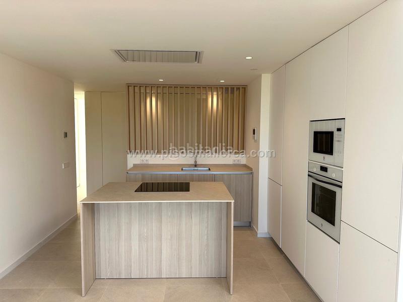 Foto ab3f4622-98a5-49d2-b99d-123c7d914ed1. Location attique avec chauffage parking dans La Llotja-Born Palma de Mallorca