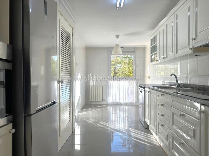 Foto 2bbe01c1-ff20-499c-8a7b-94a27854c6c9. Location appartement avec chauffage parking piscine dans Palma de Mallorca