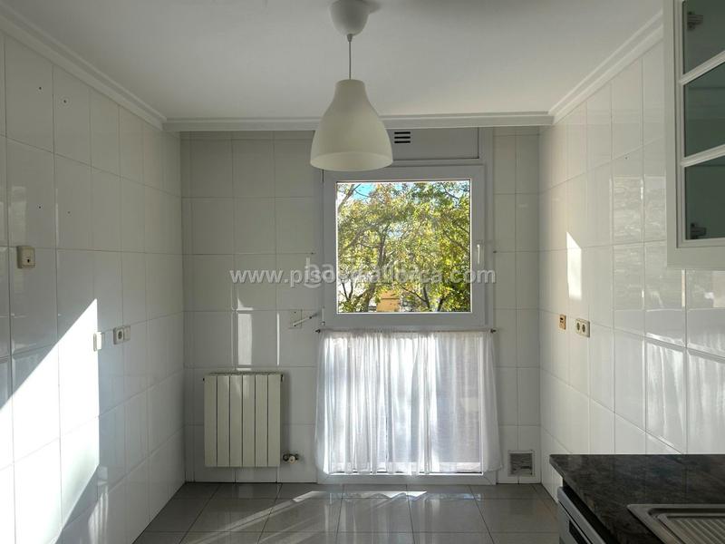 Foto 895ea882-926f-4696-9f1b-8bd727815aa4. Location appartement avec chauffage parking piscine dans Palma de Mallorca