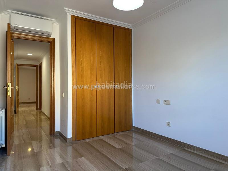 Foto 99f79848-93b8-4b82-9f6f-ce1f41955283. Location appartement avec chauffage parking piscine dans Palma de Mallorca