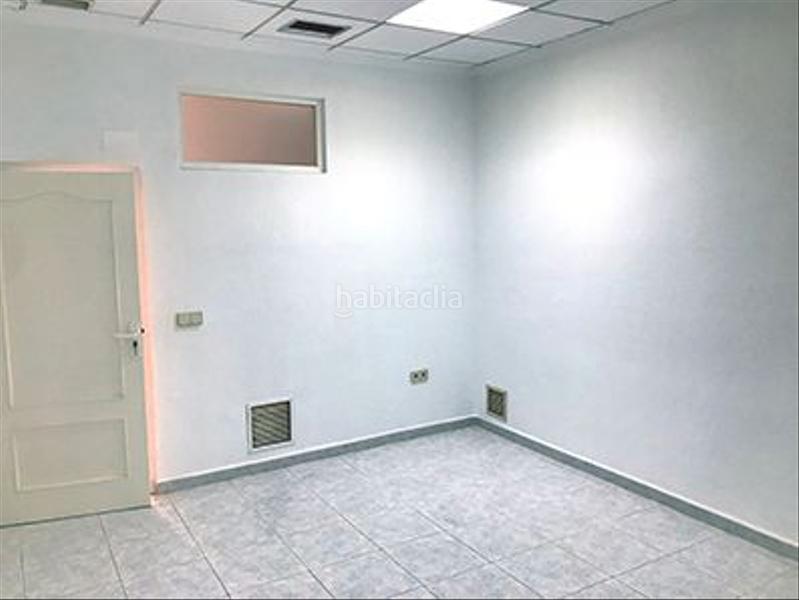 Foto 1166a9e2-6f1f-47a1-a811-36682f517a54. Local commercial dans calle nueve de octubre 5 dans Almoradí