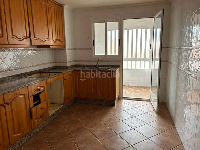 Foto 9768676d-1ff3-420b-8bca-bd3ec2ec9acf. Apartament a Almoradí
